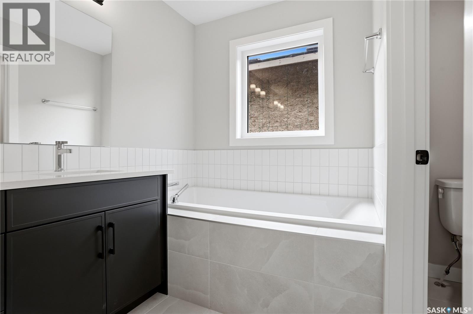 3172 Favel Drive Property Photo 19
