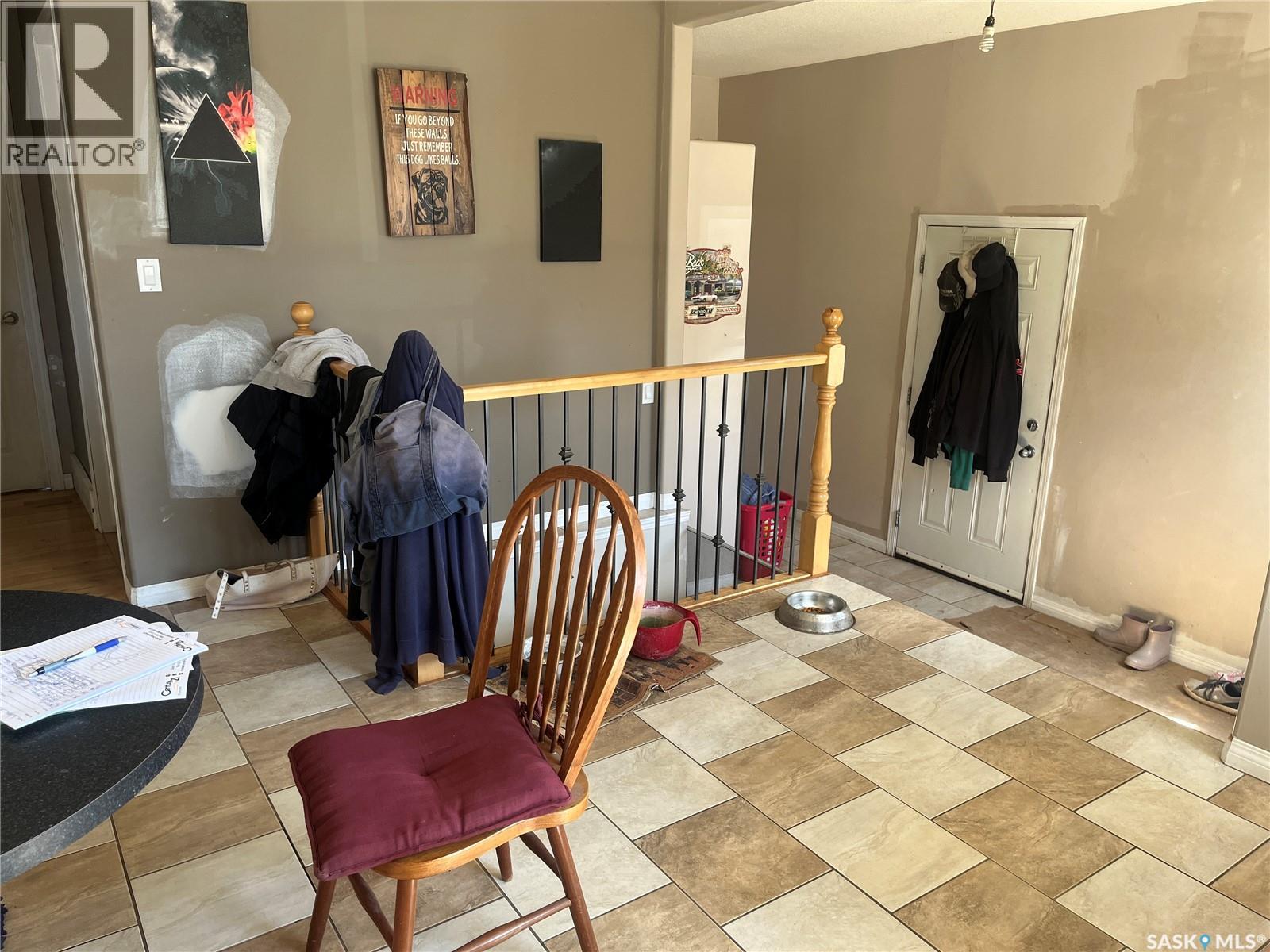Hoodoo Acreage Property Photo 11