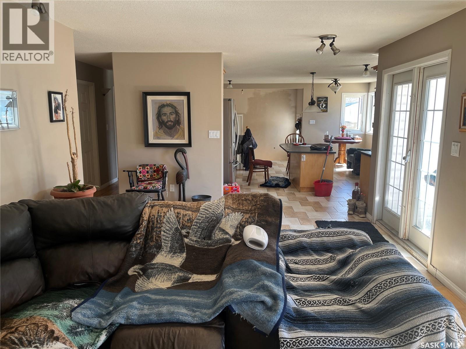 Hoodoo Acreage Property Photo 15