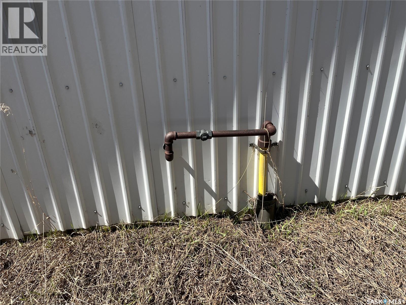Hoodoo Acreage Property Photo 41