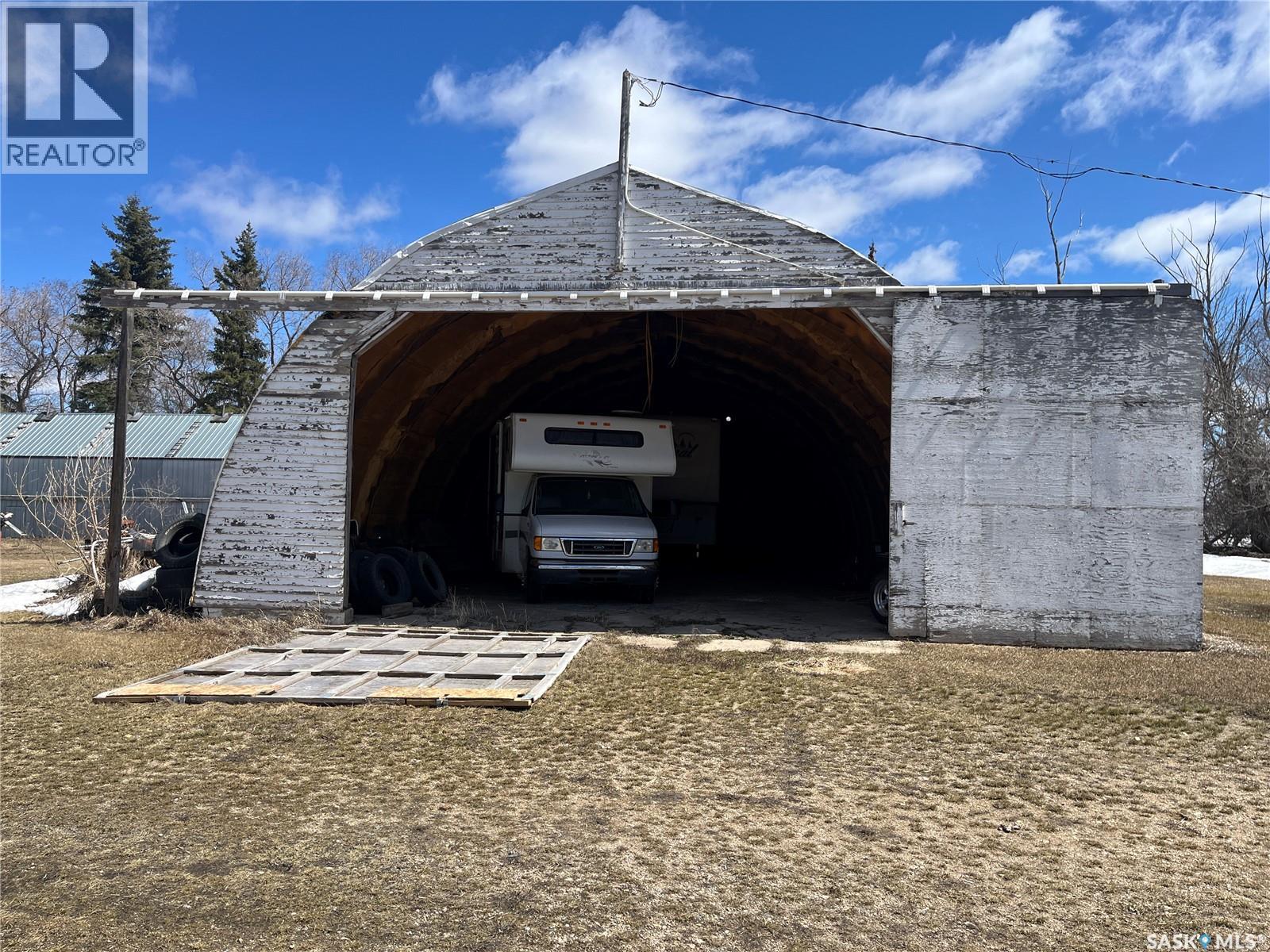 Hoodoo Acreage Property Photo 55