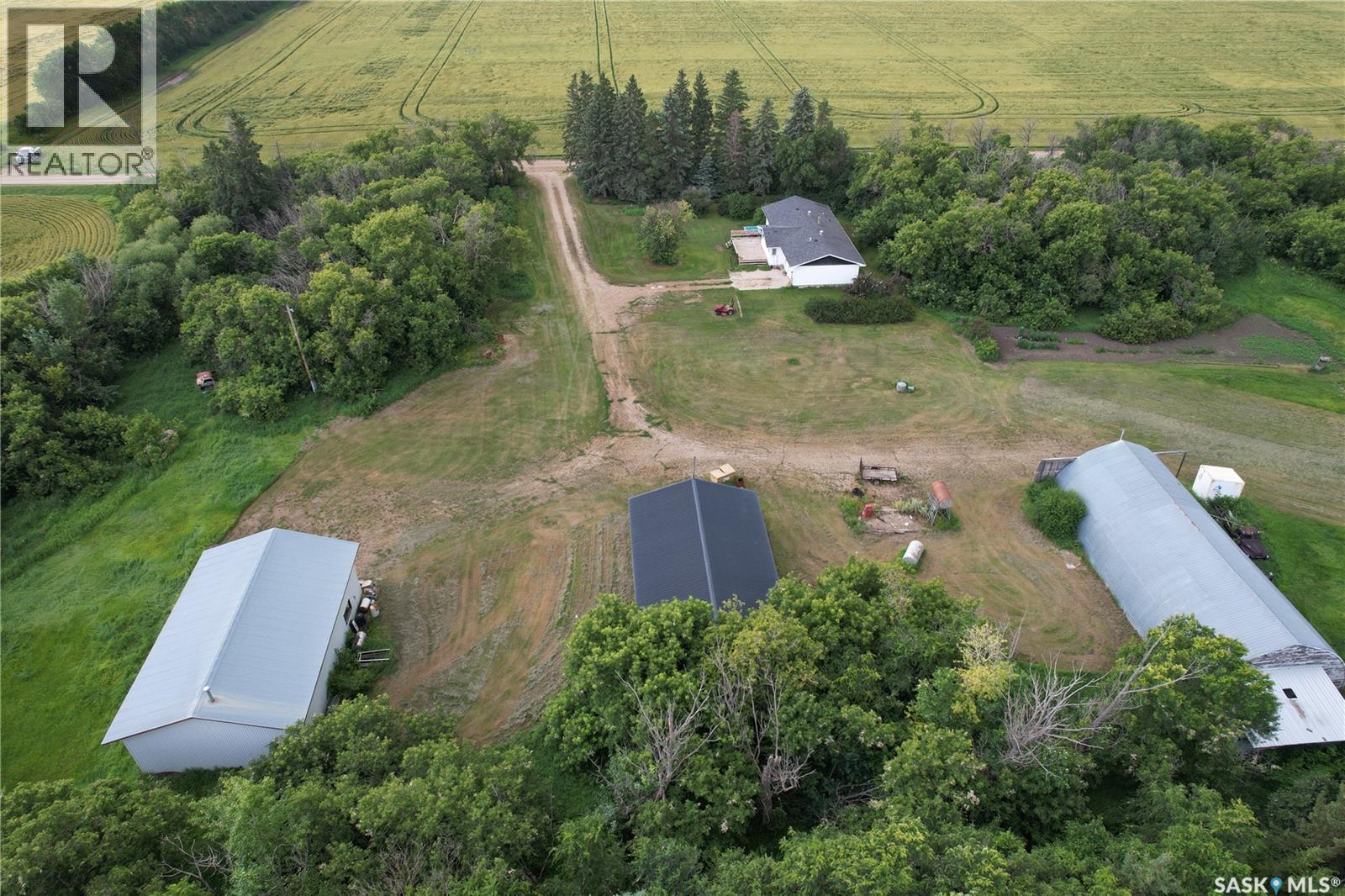 Hoodoo Acreage Property Photo 65