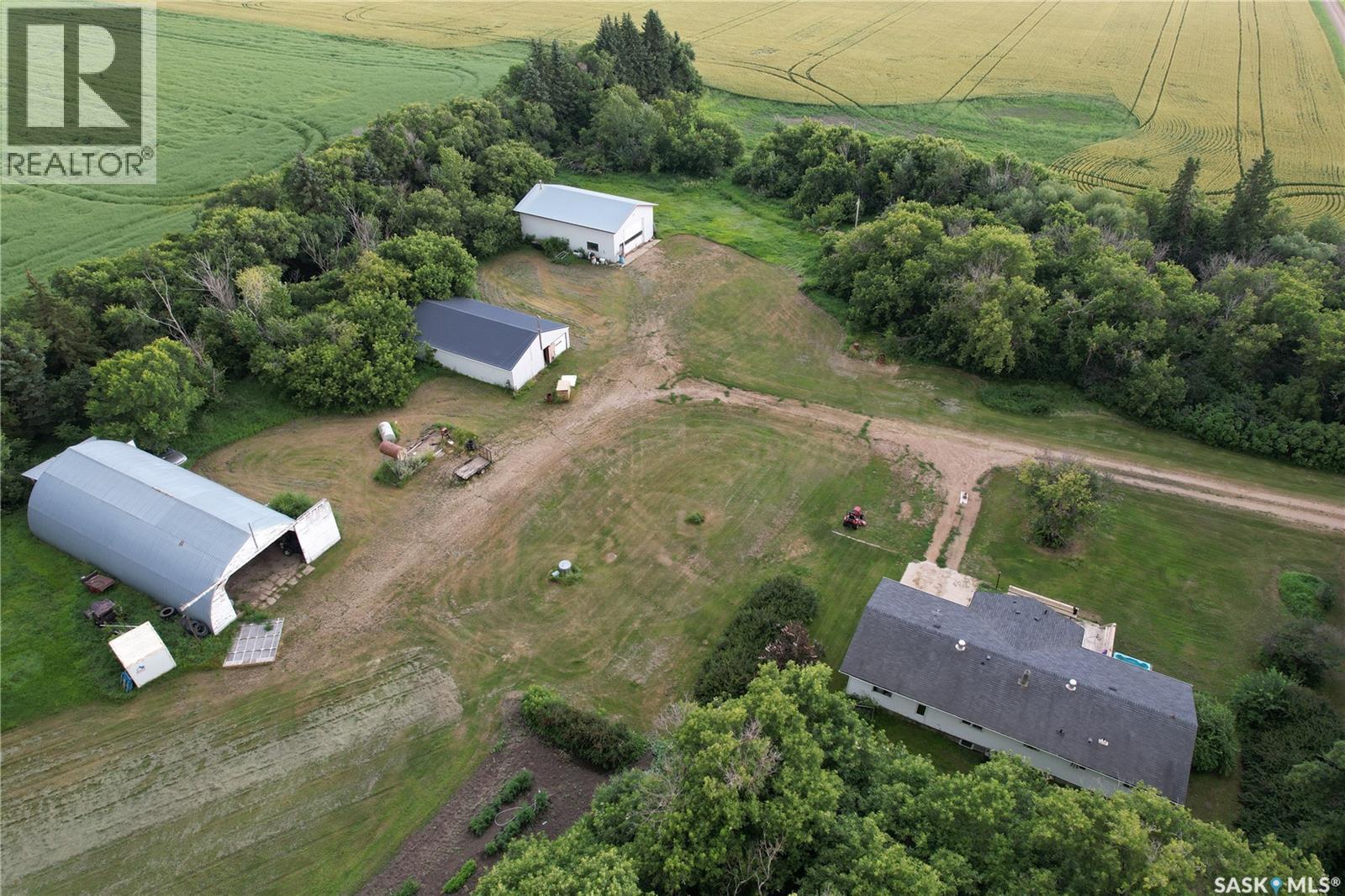 Hoodoo Acreage Property Photo 67