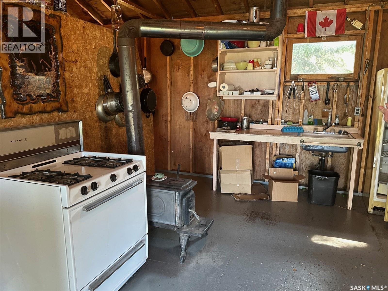Canadian Wilderness Sports Camp Property Photo 15