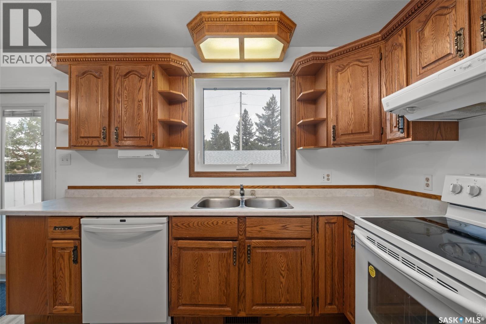 3367 15th Avenue E Property Photo 8