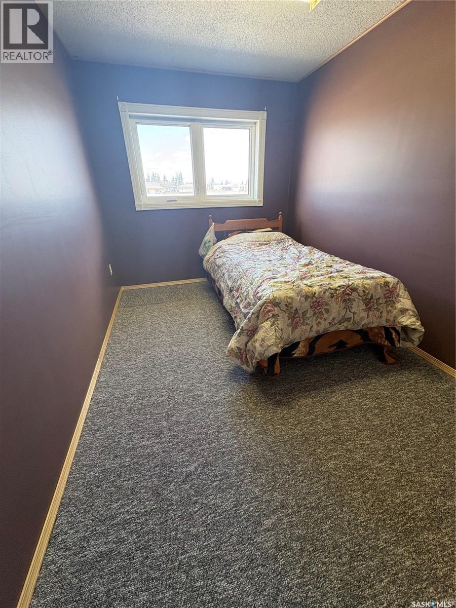404 Yellowhead Highway Property Photo 12