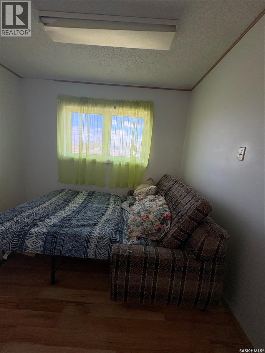 404 Yellowhead Highway Property Photo 15