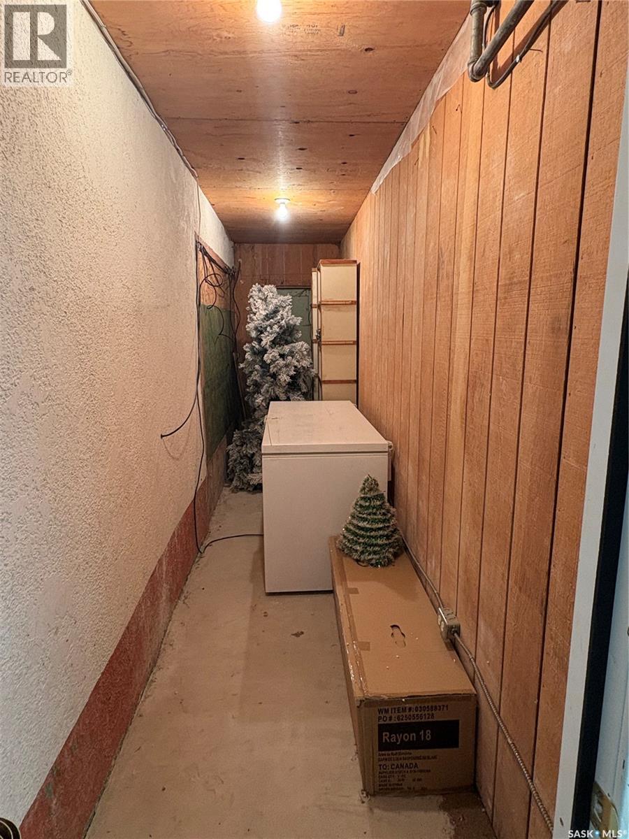 404 Yellowhead Highway Property Photo 23