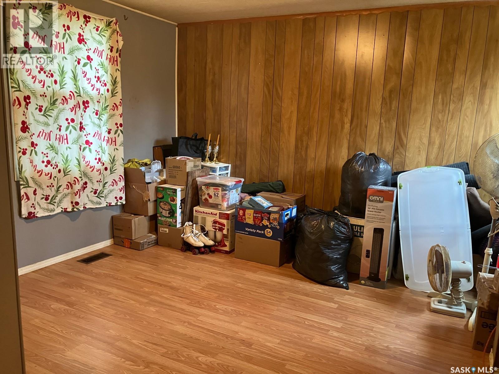 407 Railway Avenue Property Photo 15