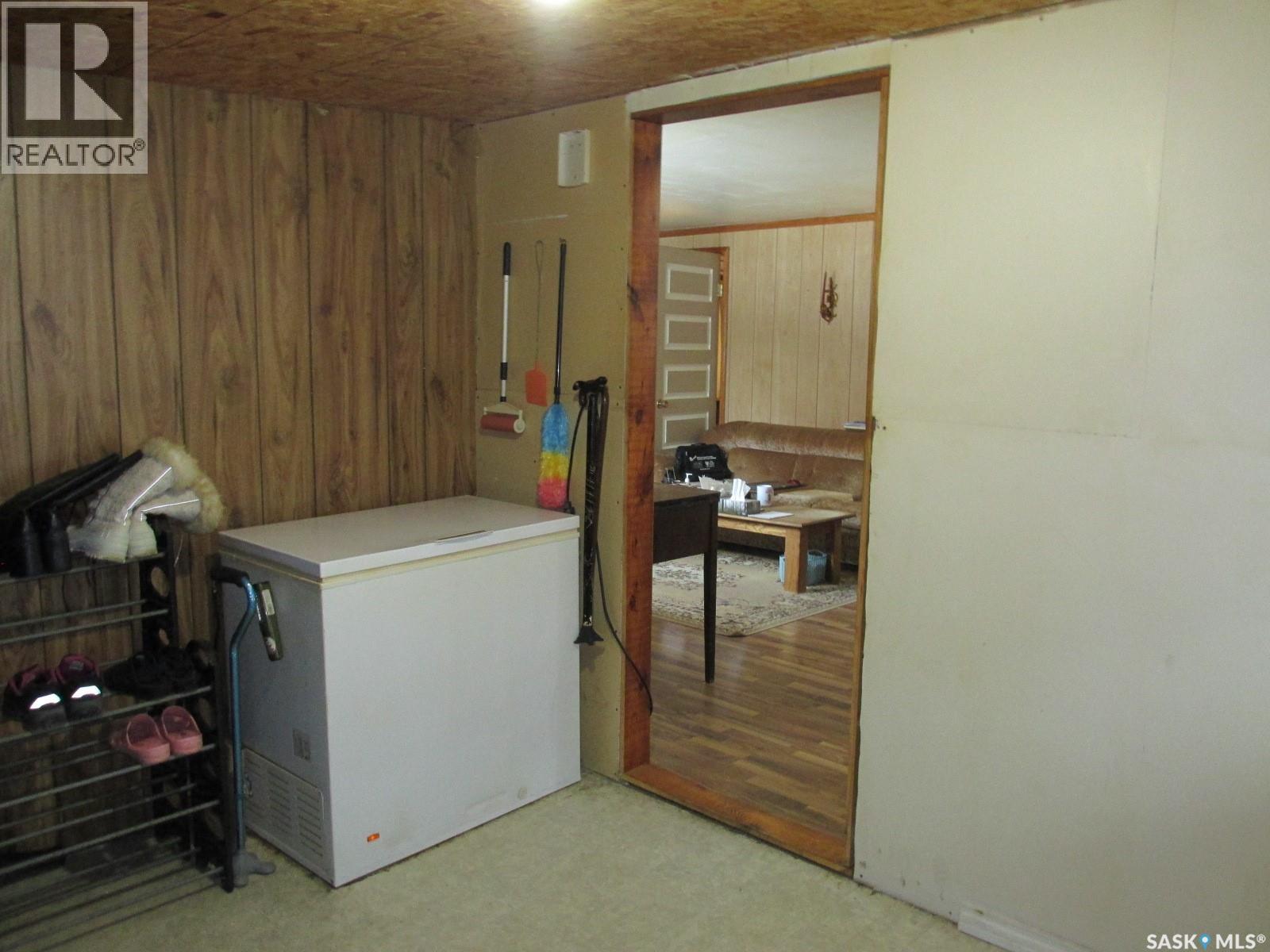 407 Railway Avenue Property Photo 22