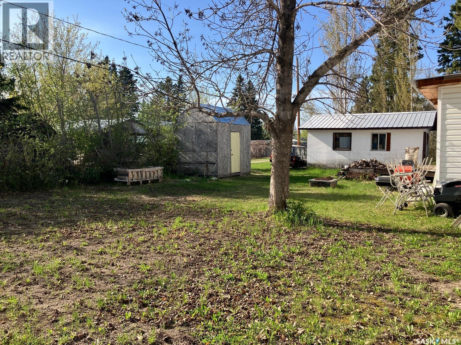 407 Railway Avenue Property Photo 25