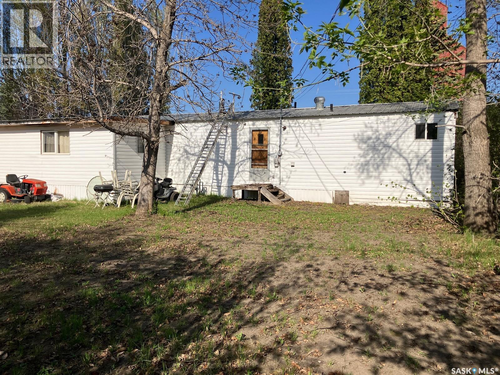 407 Railway Avenue Property Photo 28