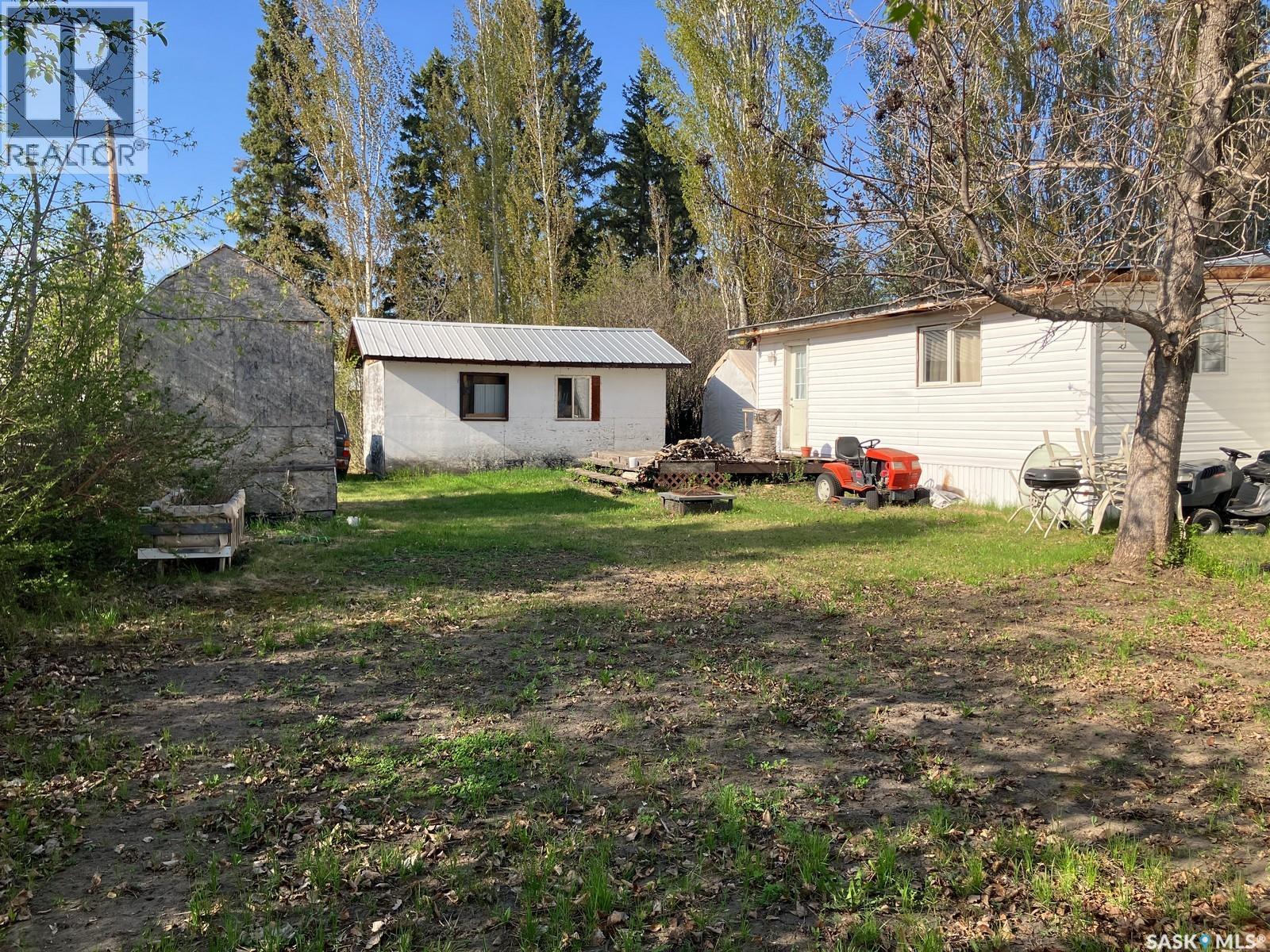 407 Railway Avenue Property Photo 29