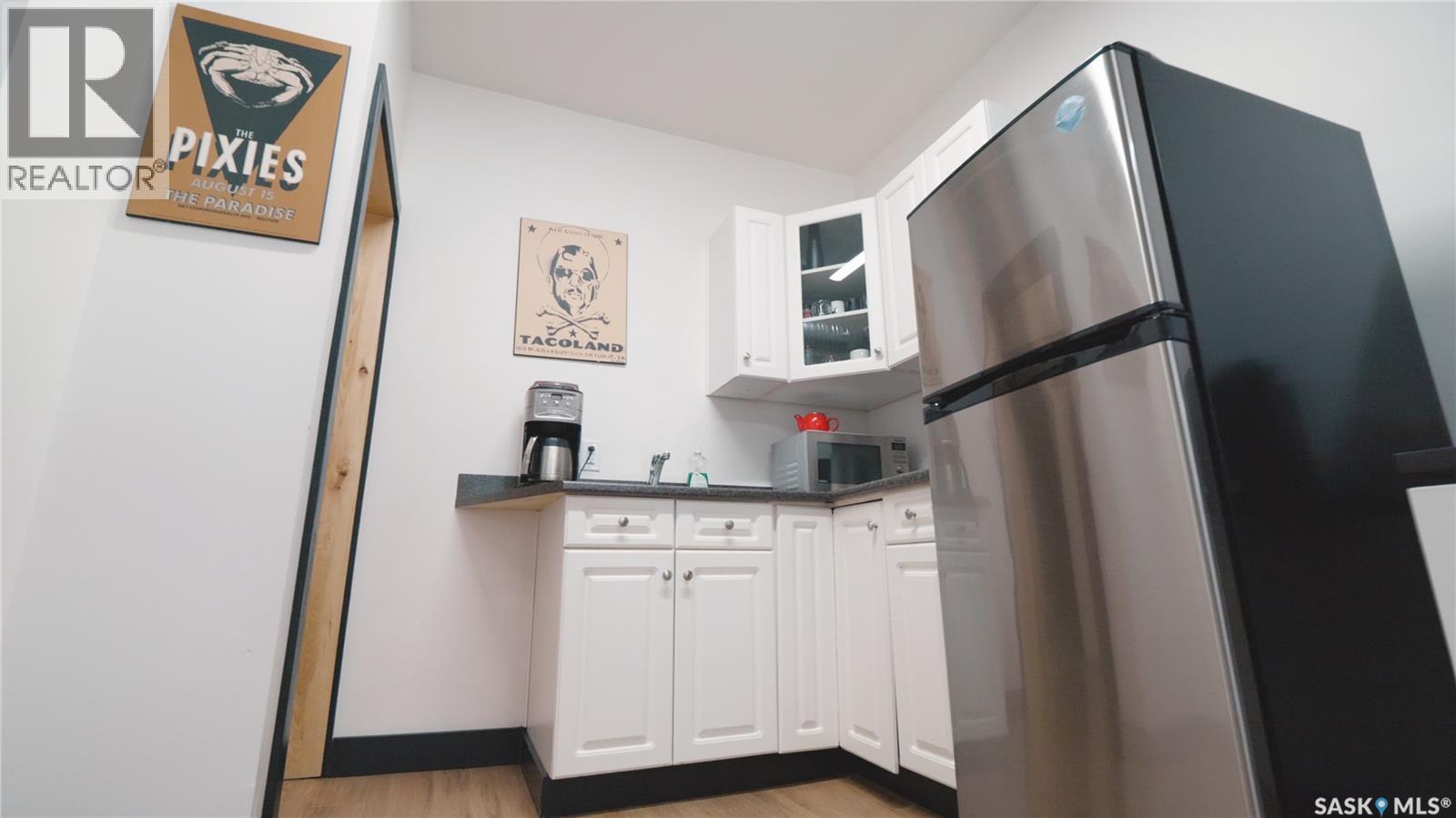 317 20th Street W Property Photo 13