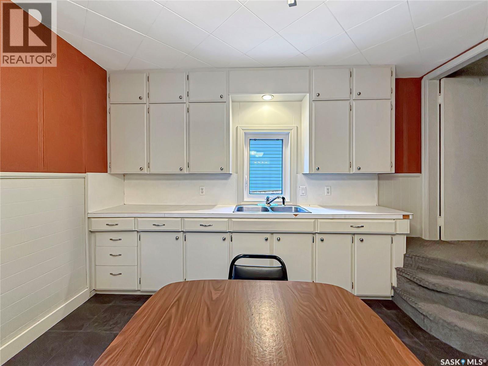 11 White Pine Place Property Photo 3