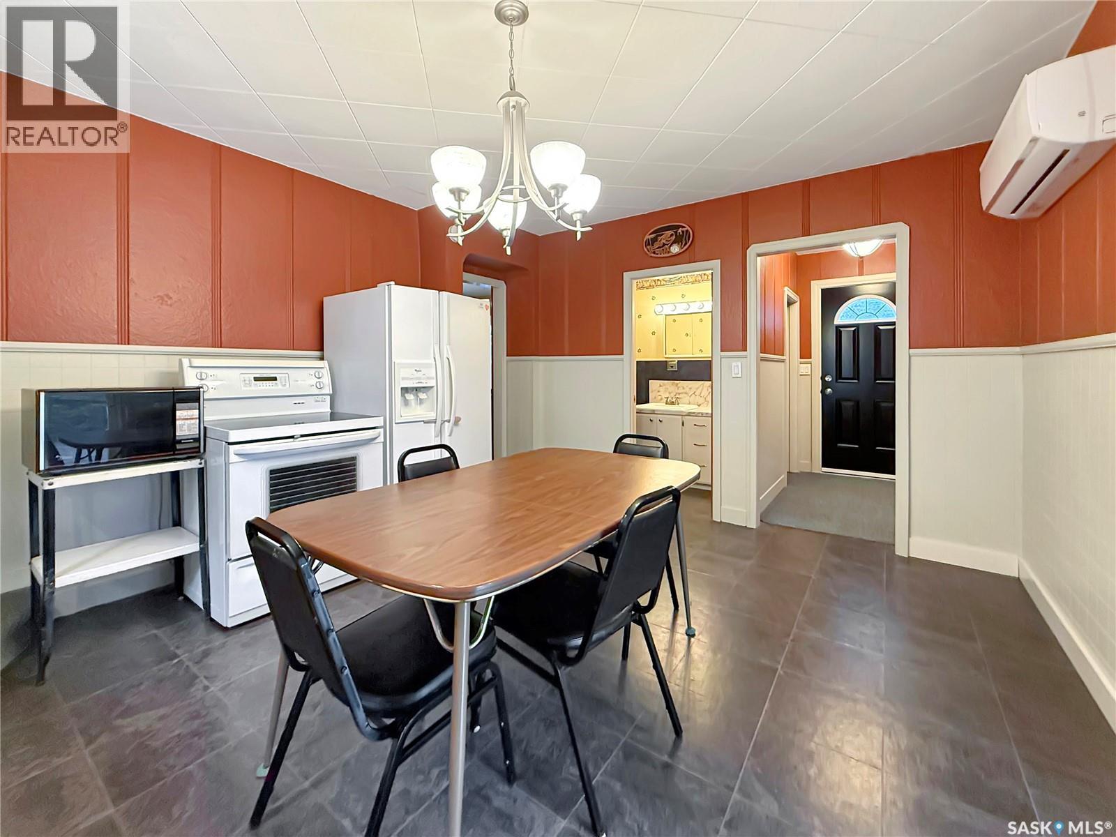 11 White Pine Place Property Photo 4