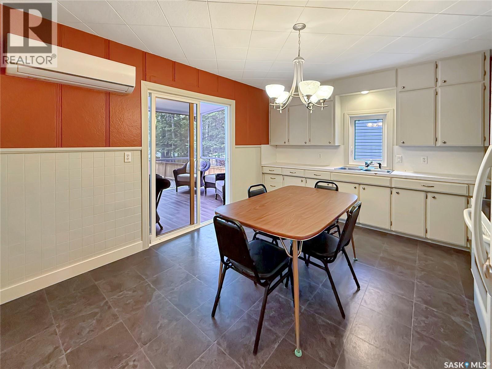 11 White Pine Place Property Photo 6
