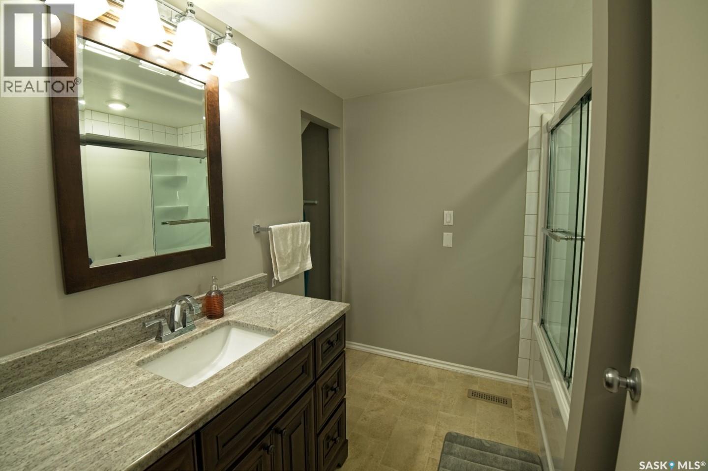 101 5th Avenue S Property Photo 12