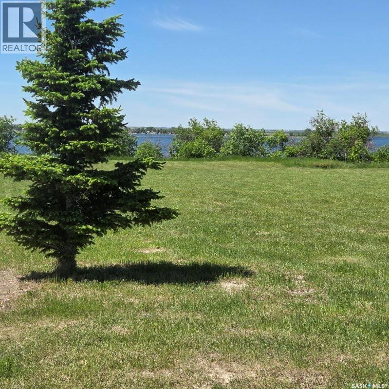 111 Lakeview Road Property Photo 2