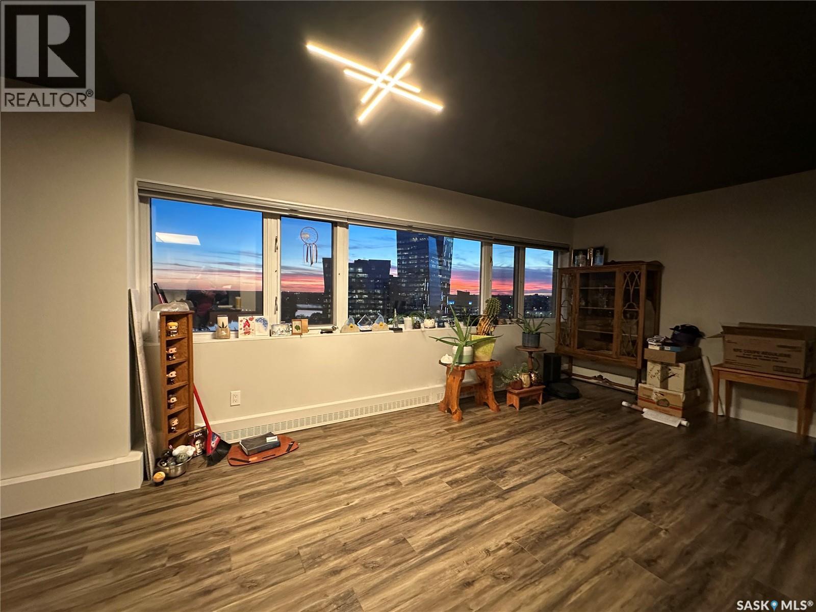 1260 424 Spadina Crescent E Property Photo 3
