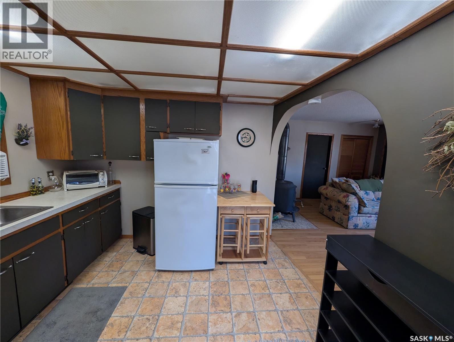 123 Maple Road Property Photo 5