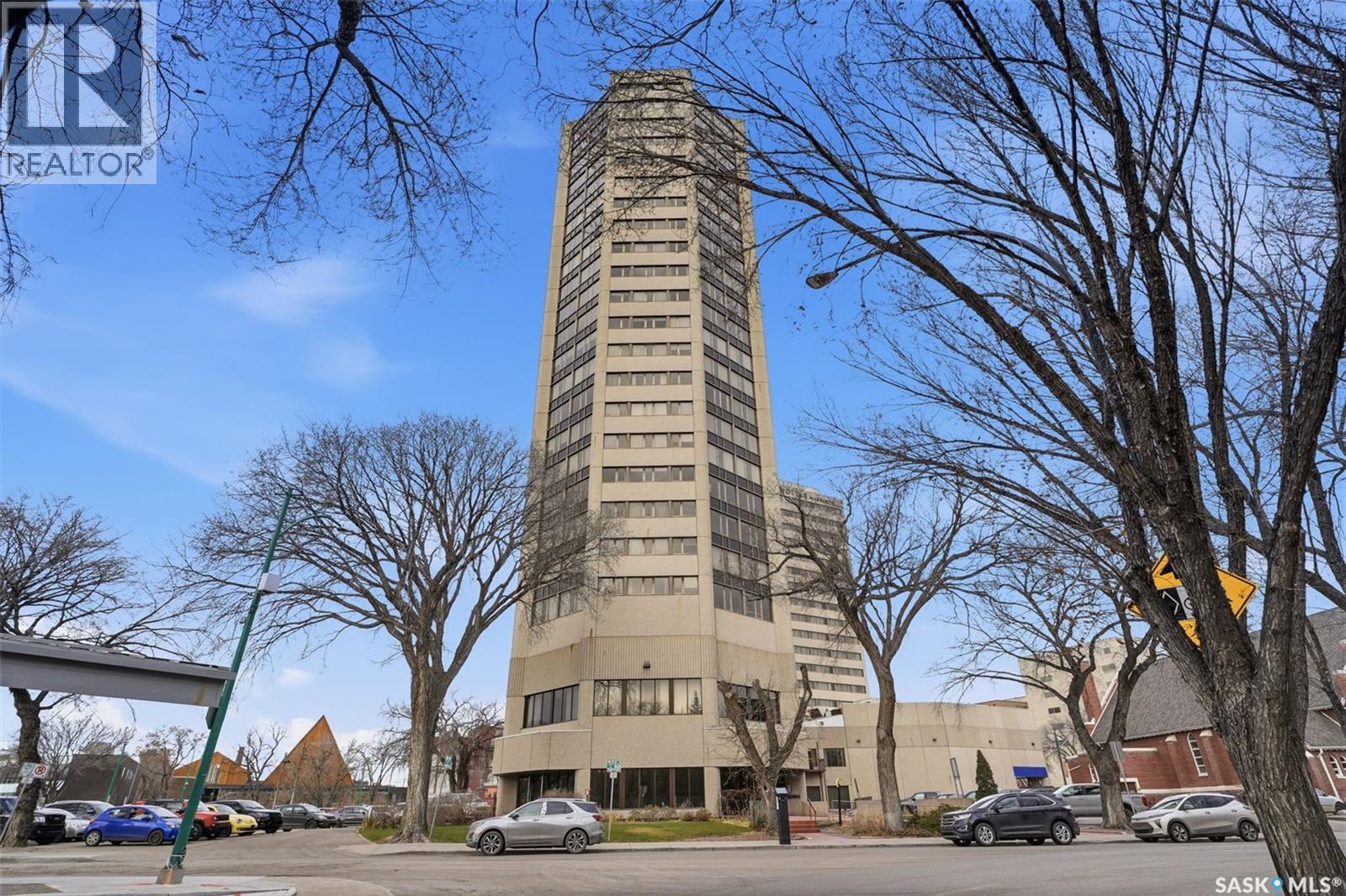 1080 424 Spadina Crescent E Property Photo 3