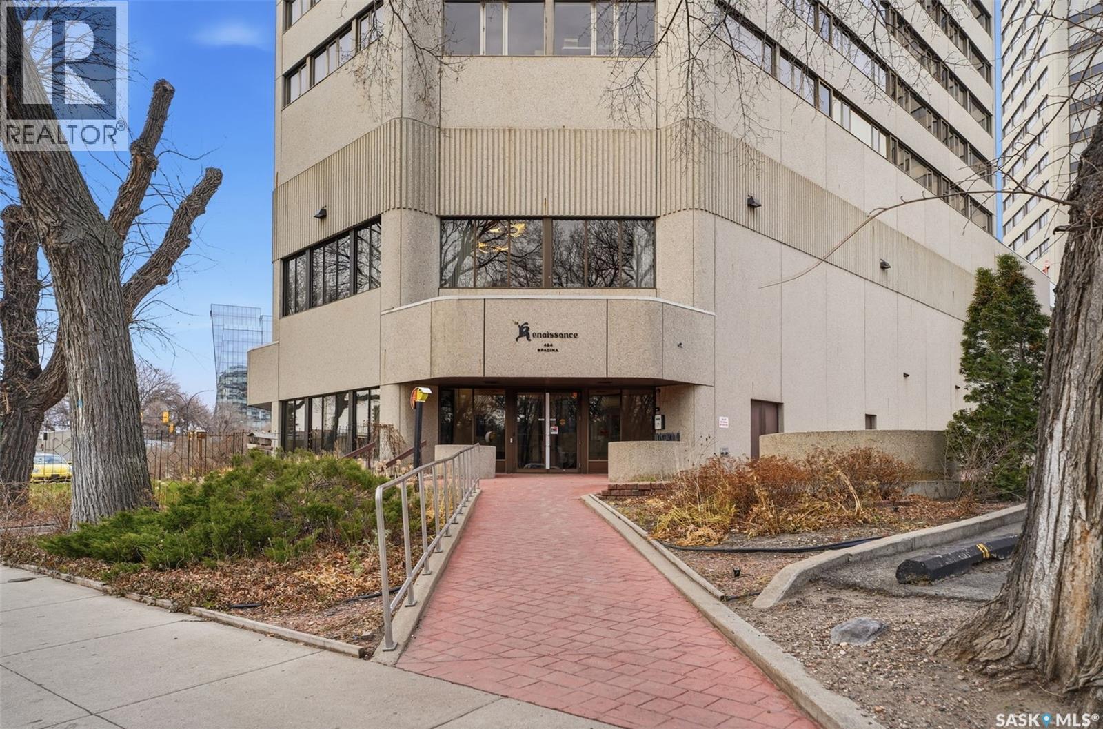 1080 424 Spadina Crescent E Property Photo 4