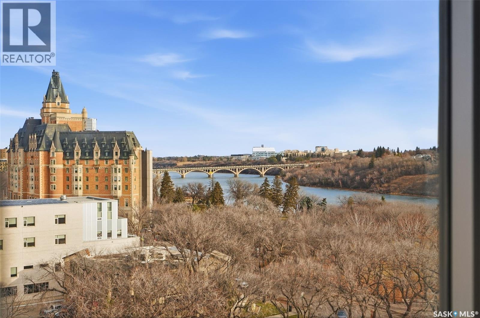 1080 424 Spadina Crescent E Property Photo 16
