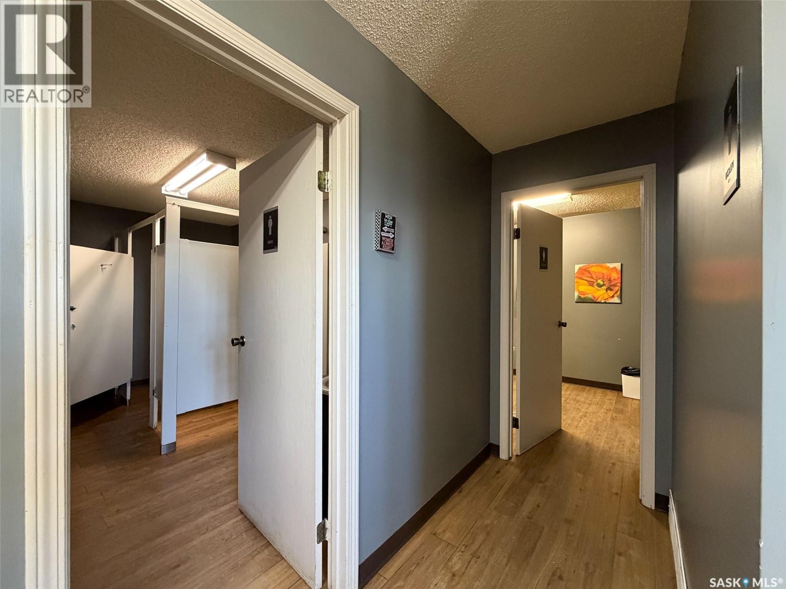 106 1st Street E Property Photo 20