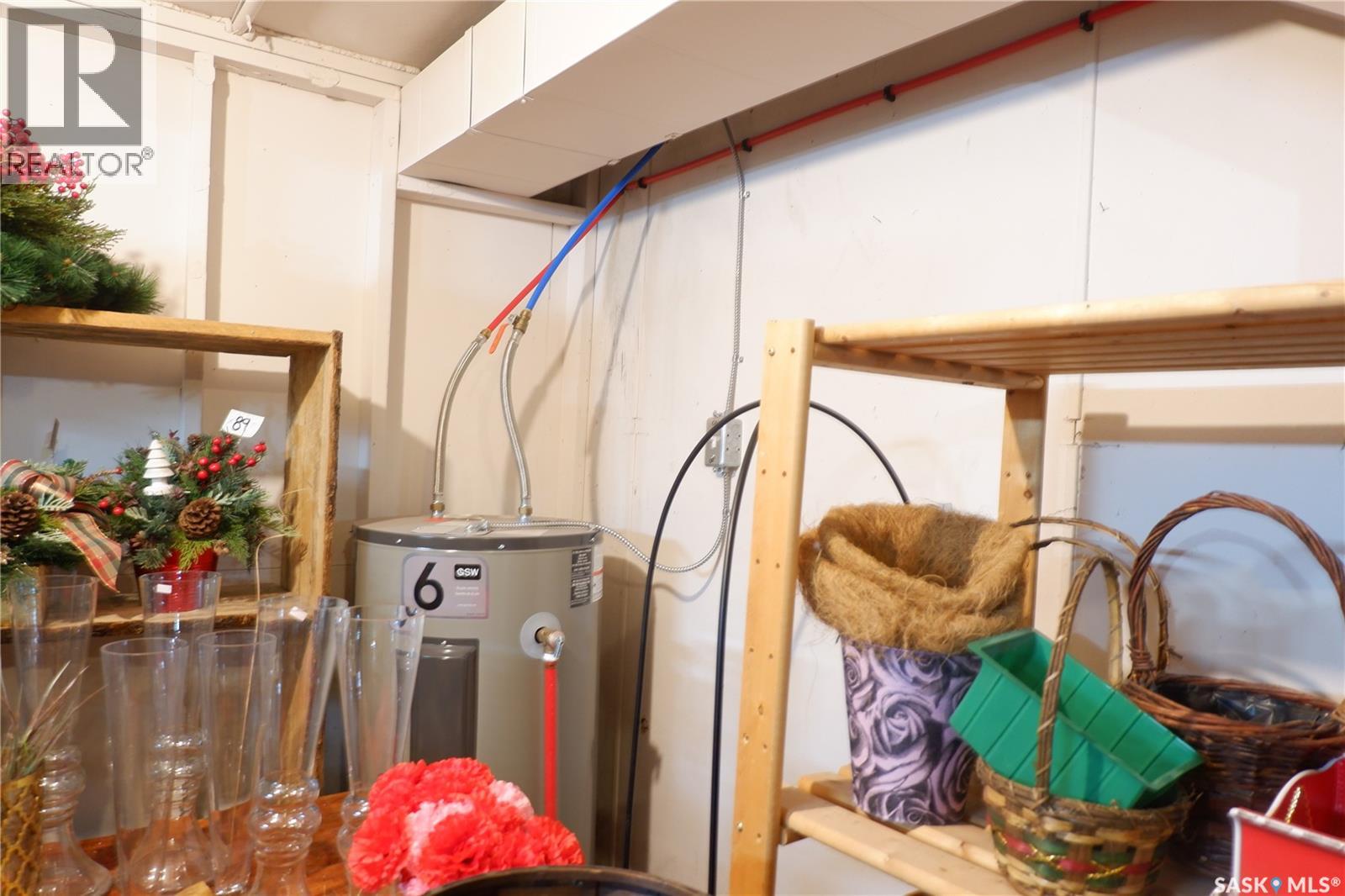 128 Centre Street Property Photo 6