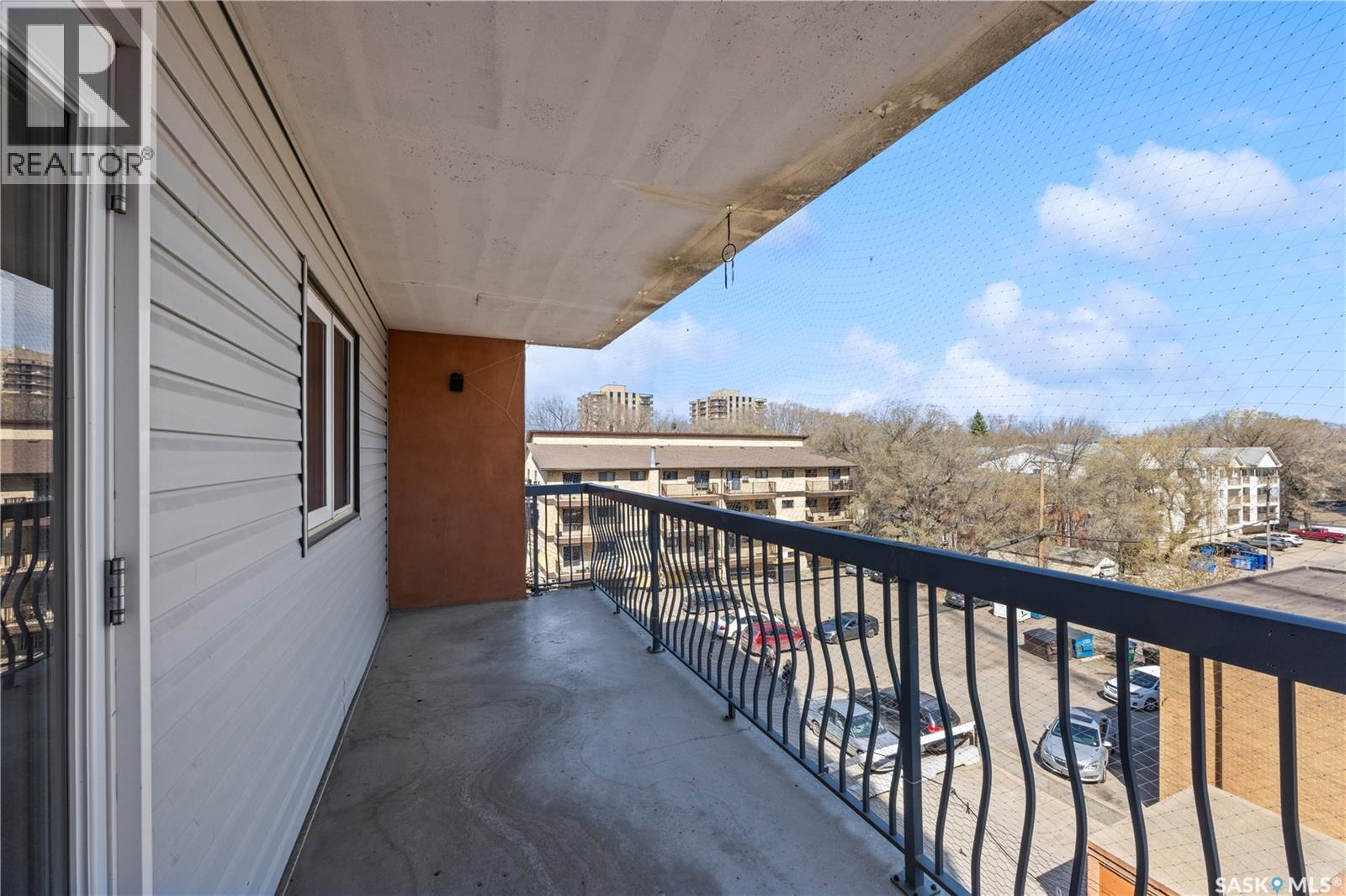 404 405 5th Avenue N Property Photo 9