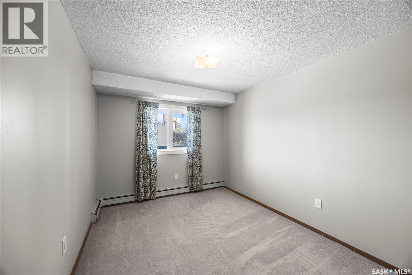 404 405 5th Avenue N Property Photo 10