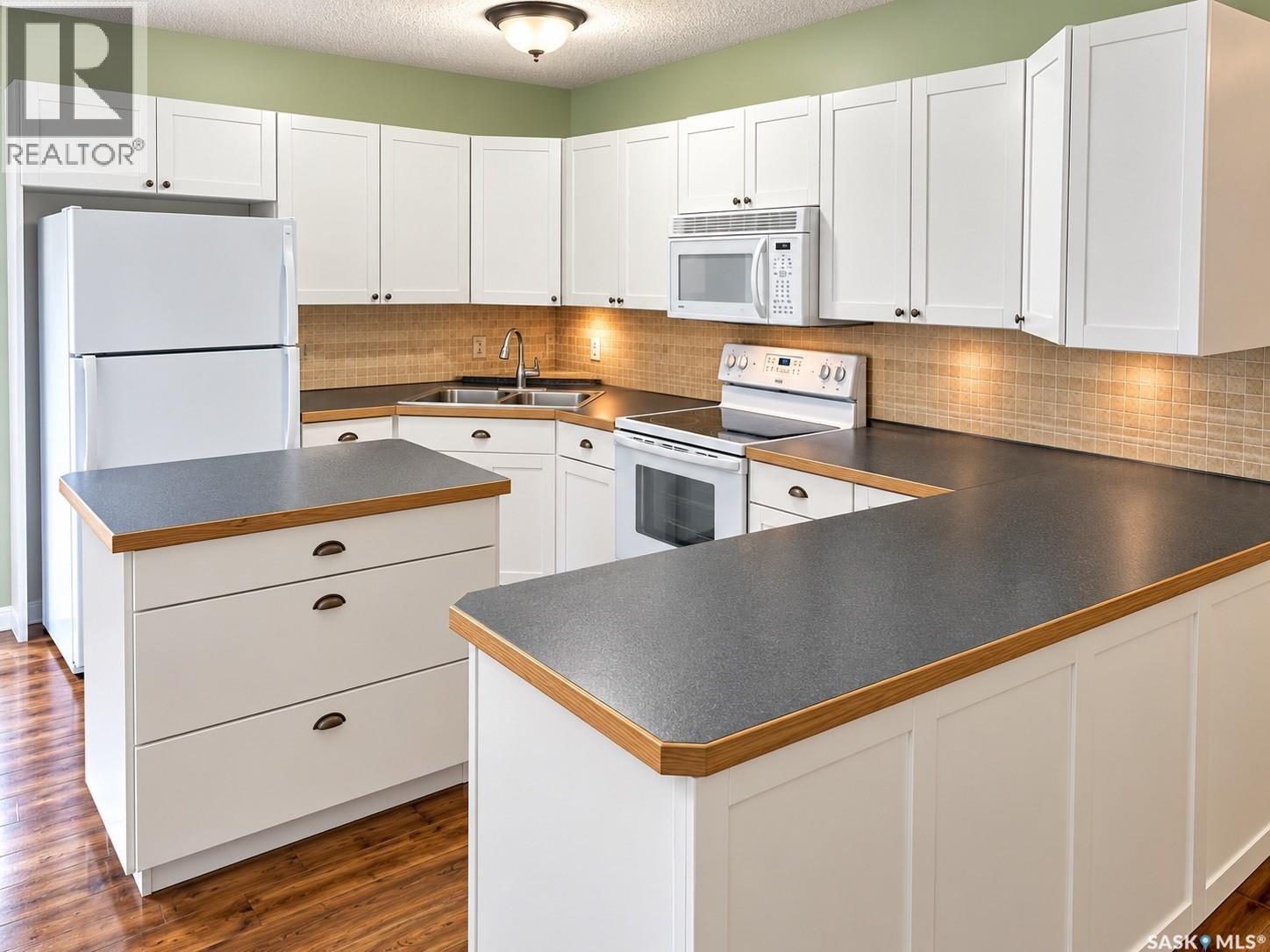 23 265 Highway Property Photo 4