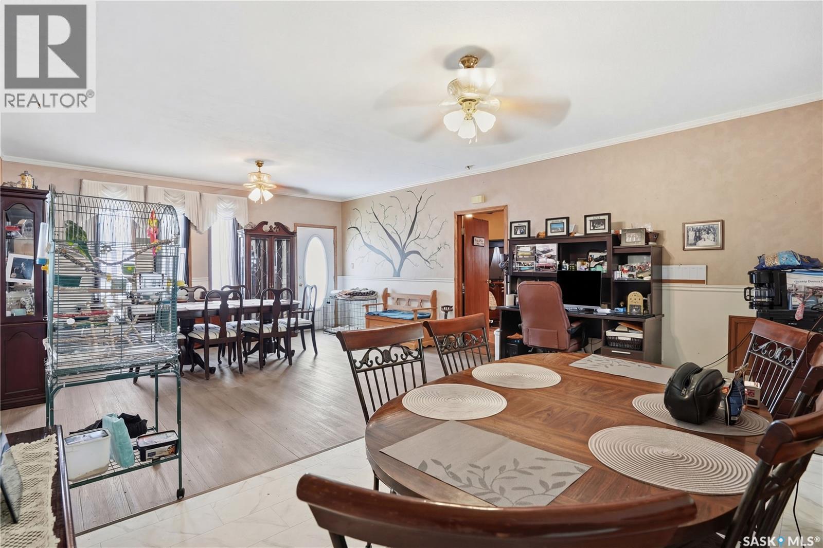 210 Railway Avenue Property Photo 19