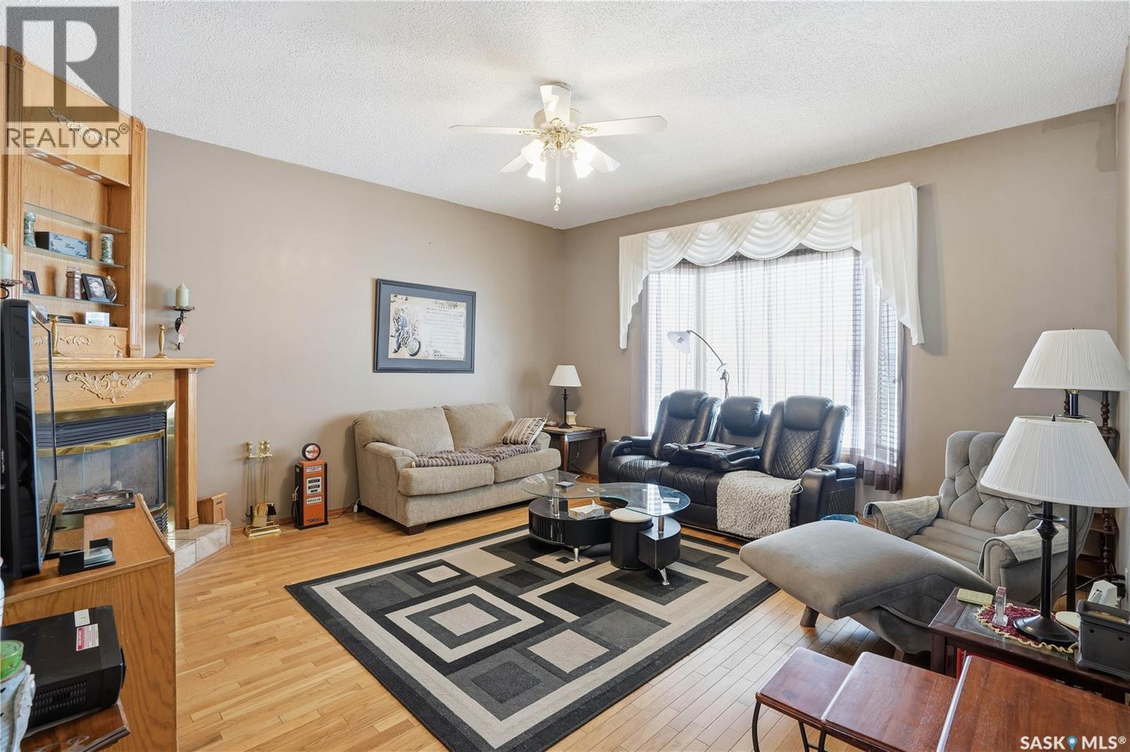 210 Railway Avenue Property Photo 23