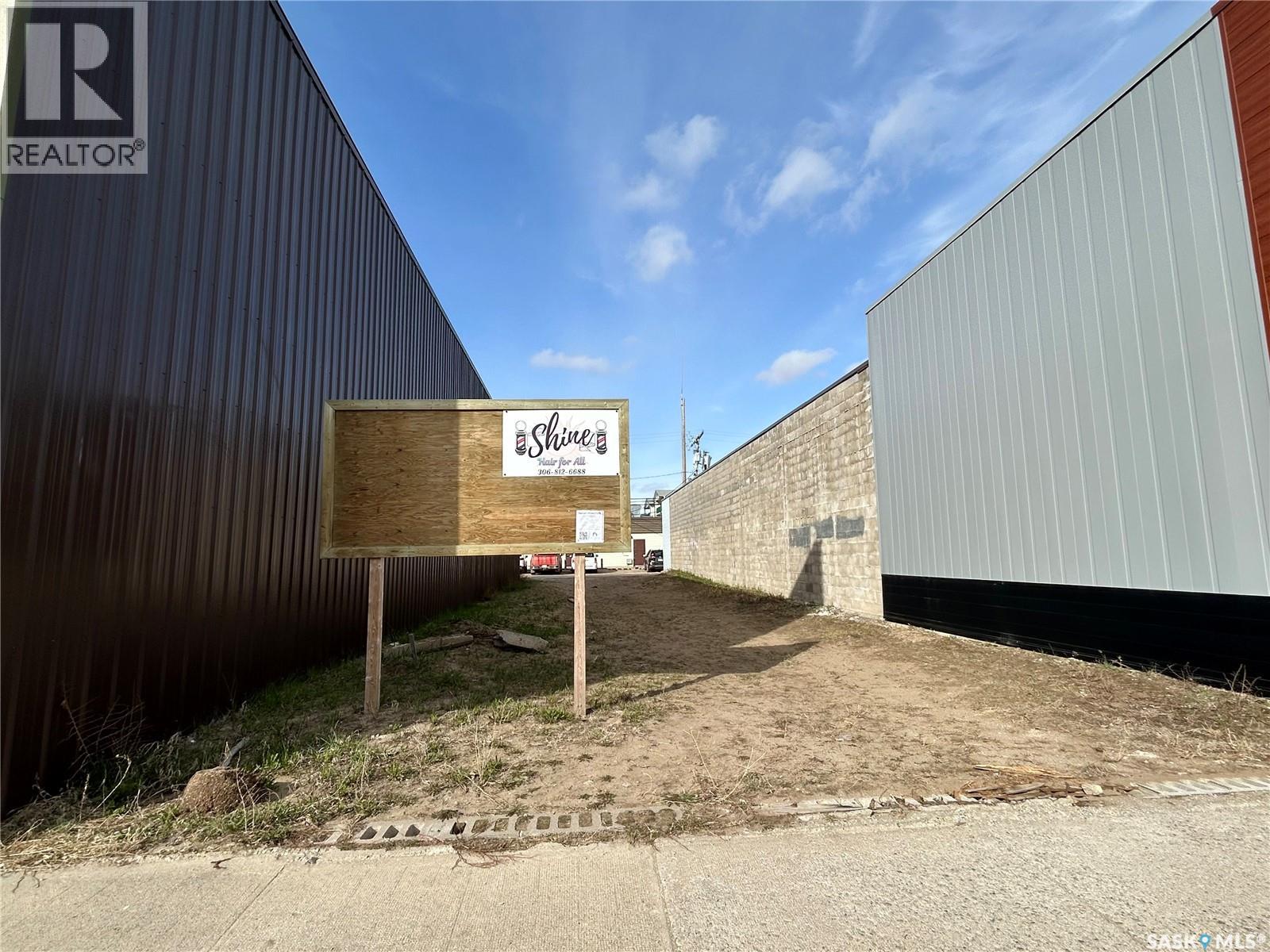 215 Centre Street Property Photo 1