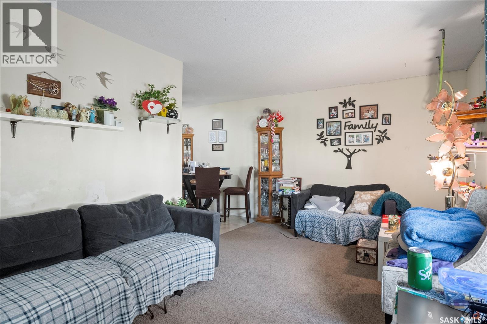 4122 Castle Road Property Photo 11