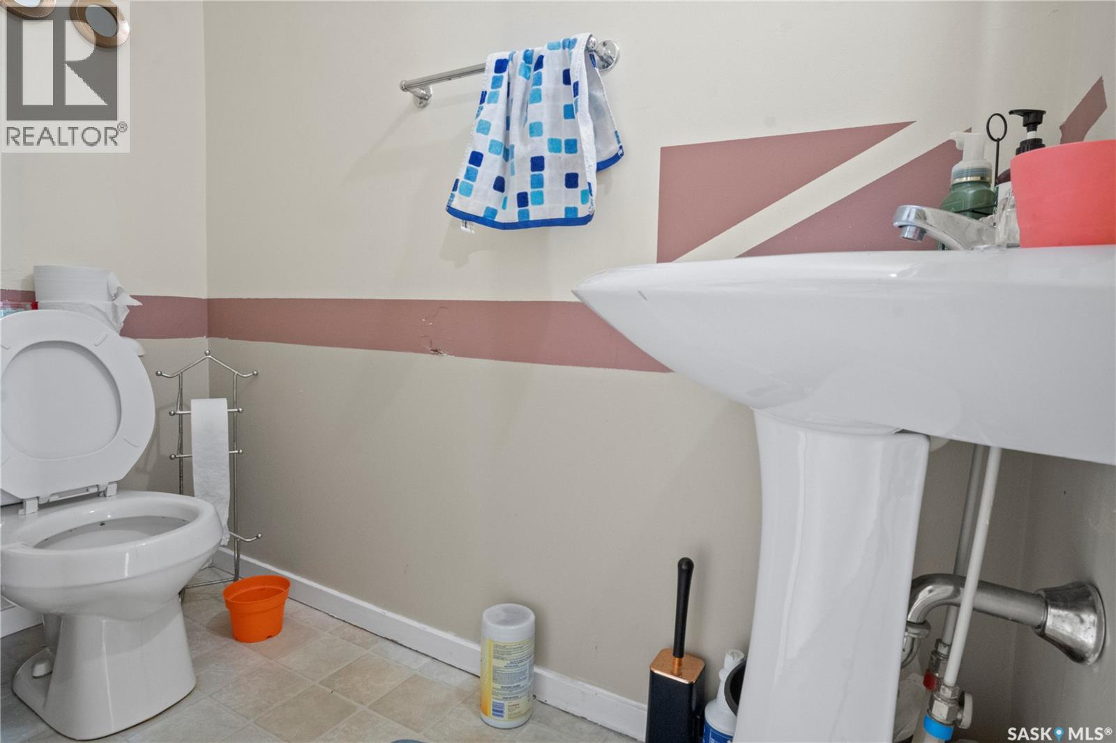 4122 Castle Road Property Photo 20