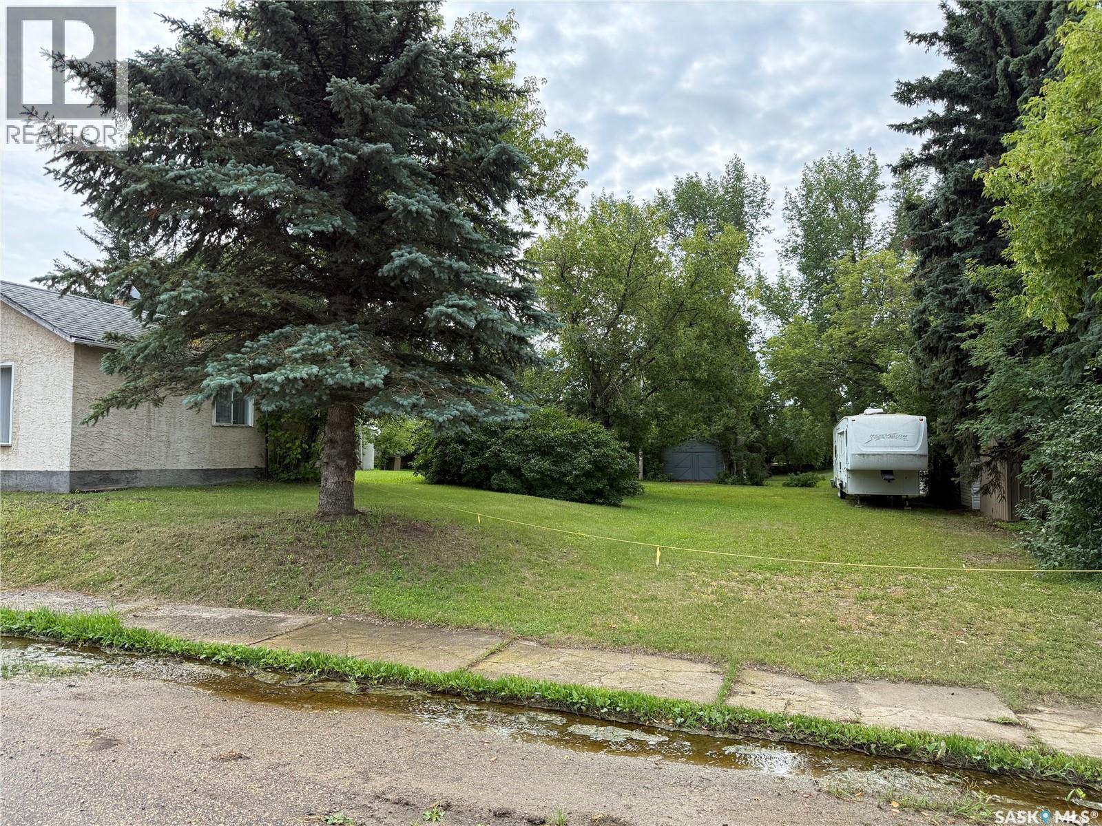 112 1st Avenue W Property Photo 20