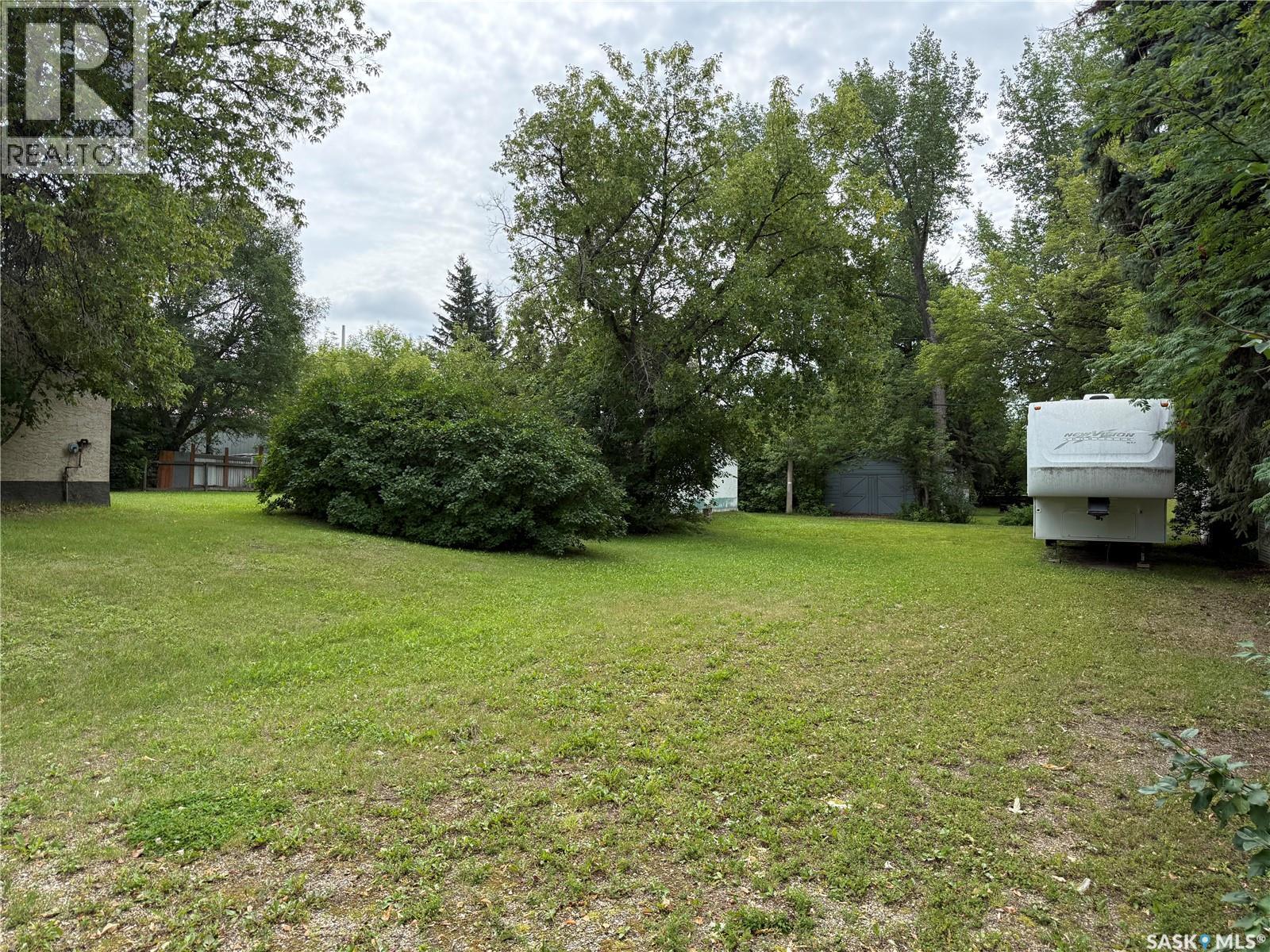 112 1st Avenue W Property Photo 21