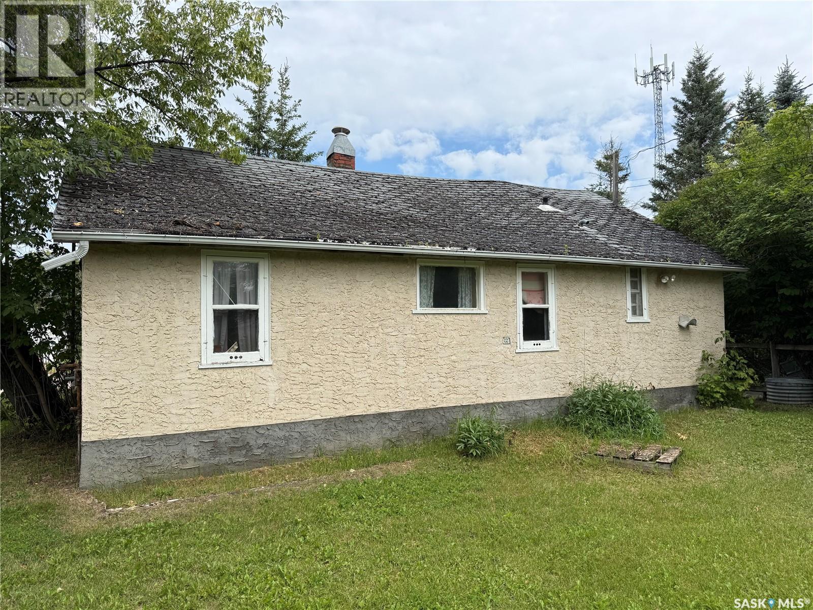 112 1st Avenue W Property Photo 28