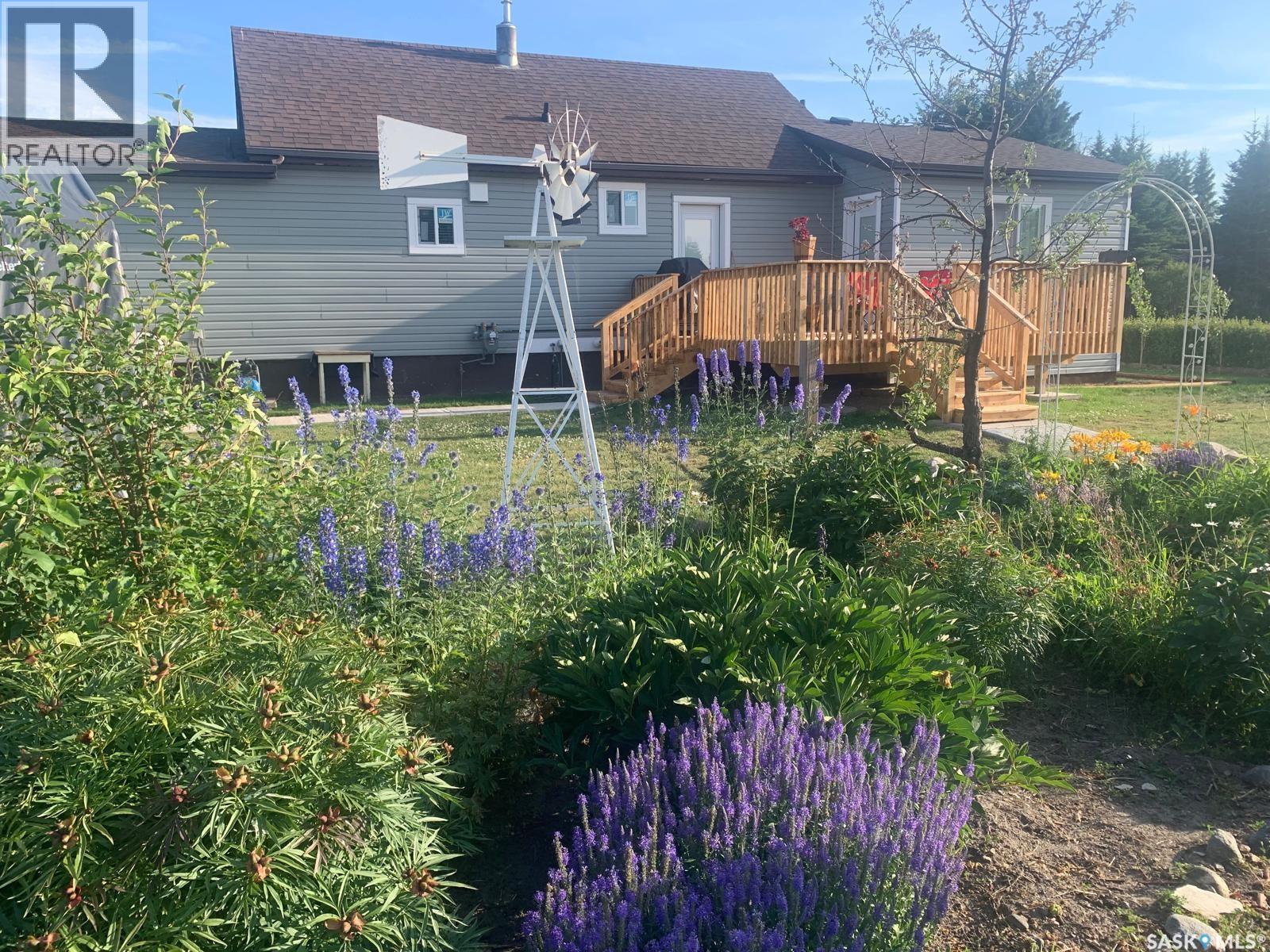 302 Rustad AVENUE Property Photo 1