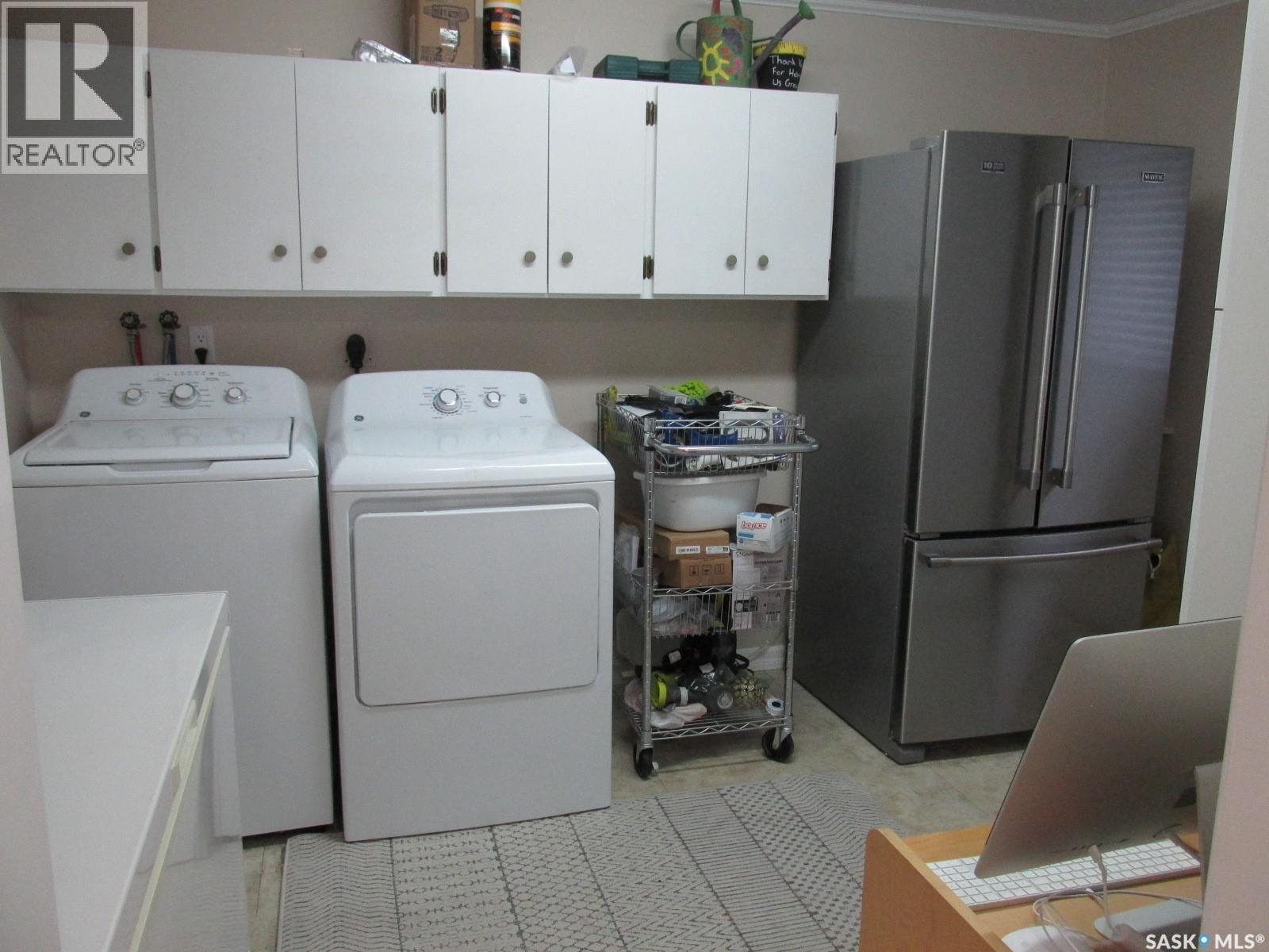 302 Rustad Avenue Property Photo 12