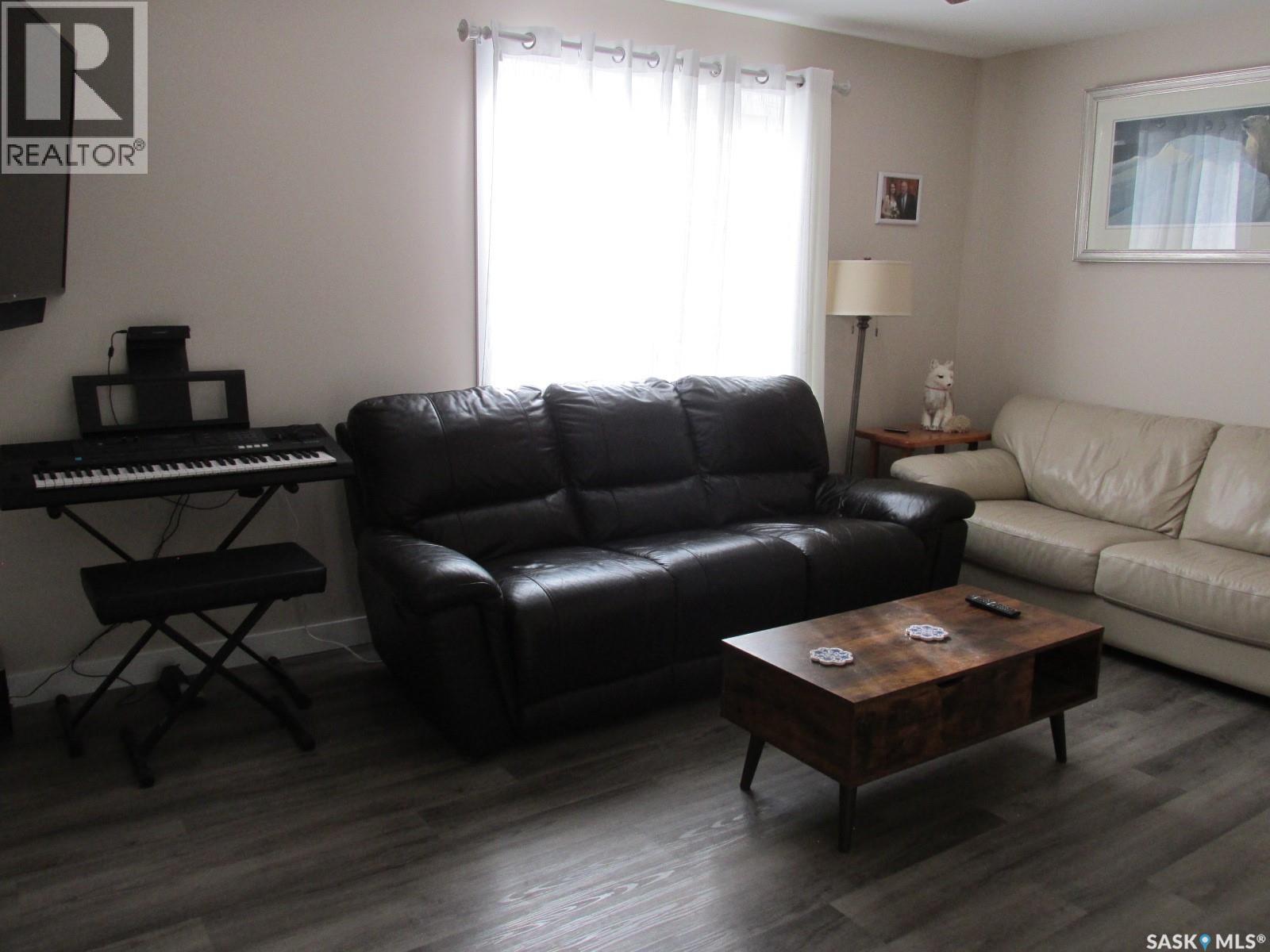 302 Rustad Avenue Property Photo 17