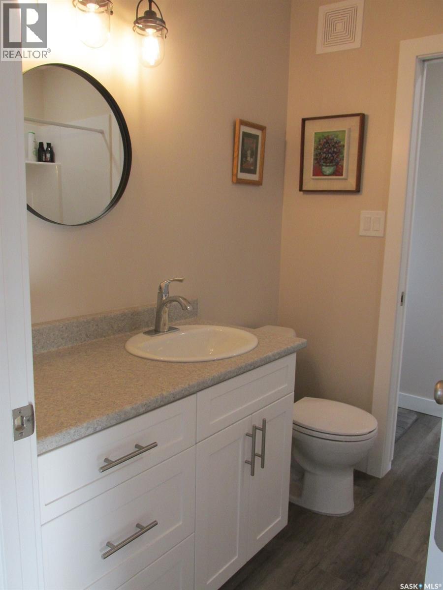 302 Rustad Avenue Property Photo 23