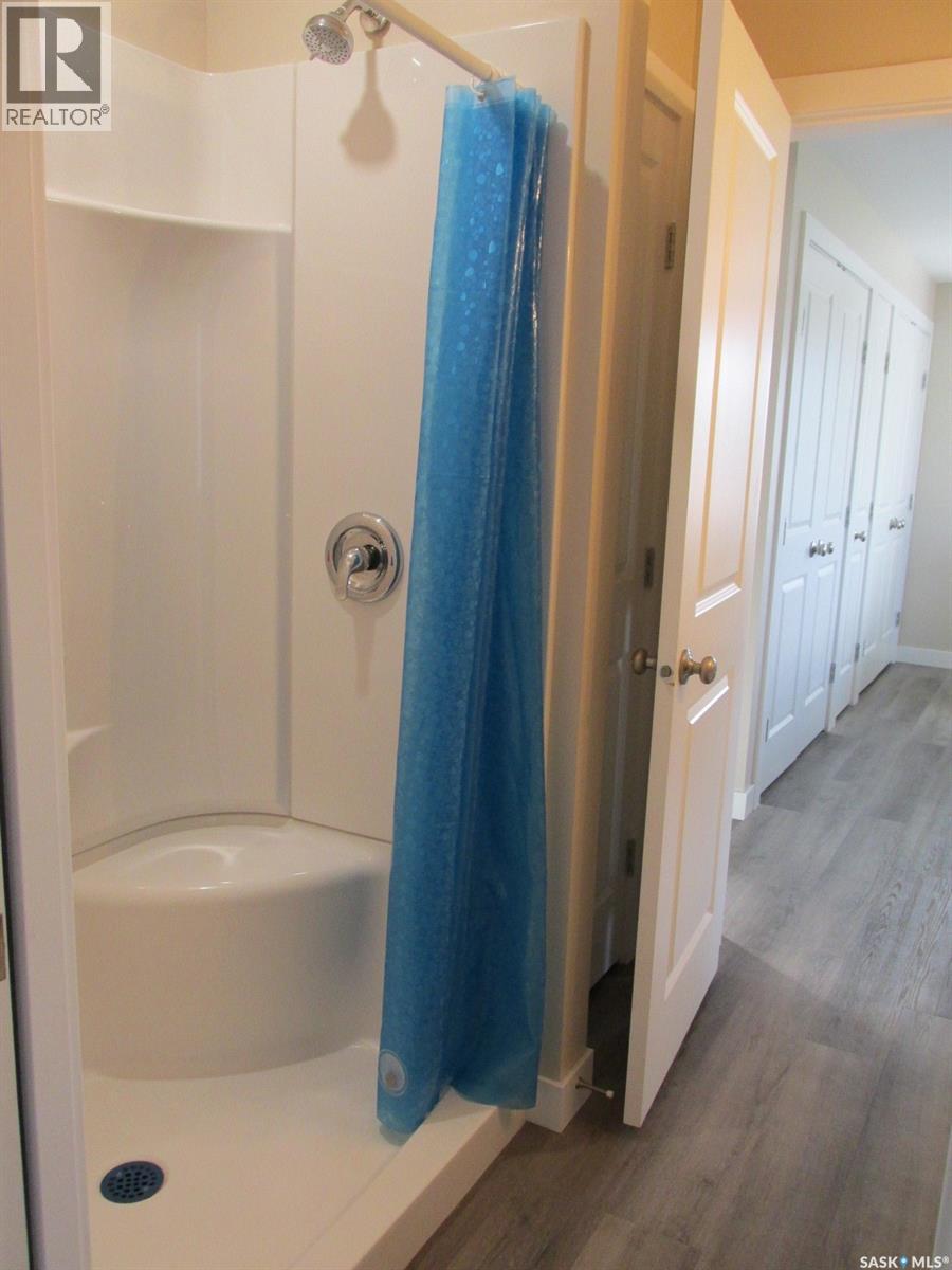 302 Rustad Avenue Property Photo 24