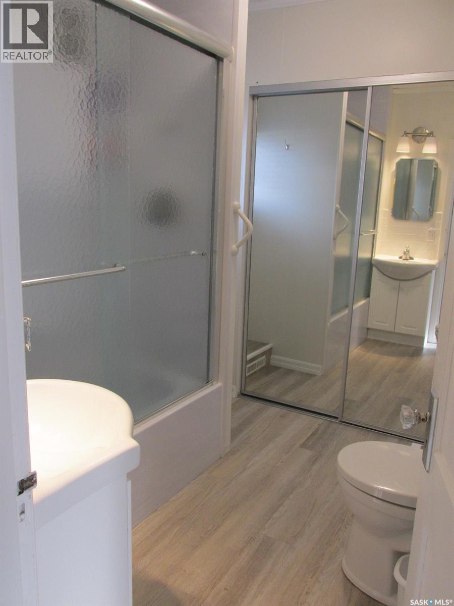 302 Rustad Avenue Property Photo 28