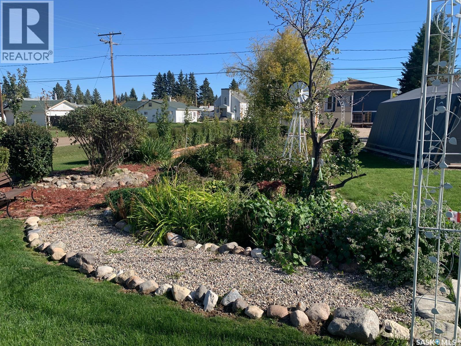 302 Rustad Avenue Property Photo 37