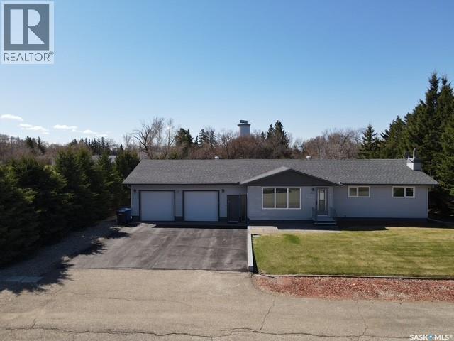 234 Saskatchewan Street E Property Photo 1