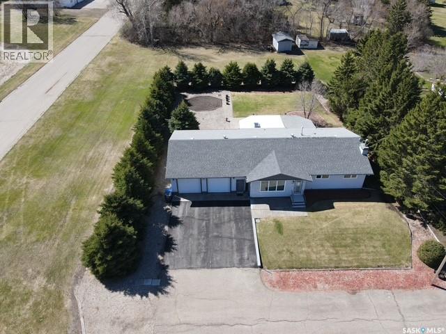 234 Saskatchewan Street E Property Photo 4